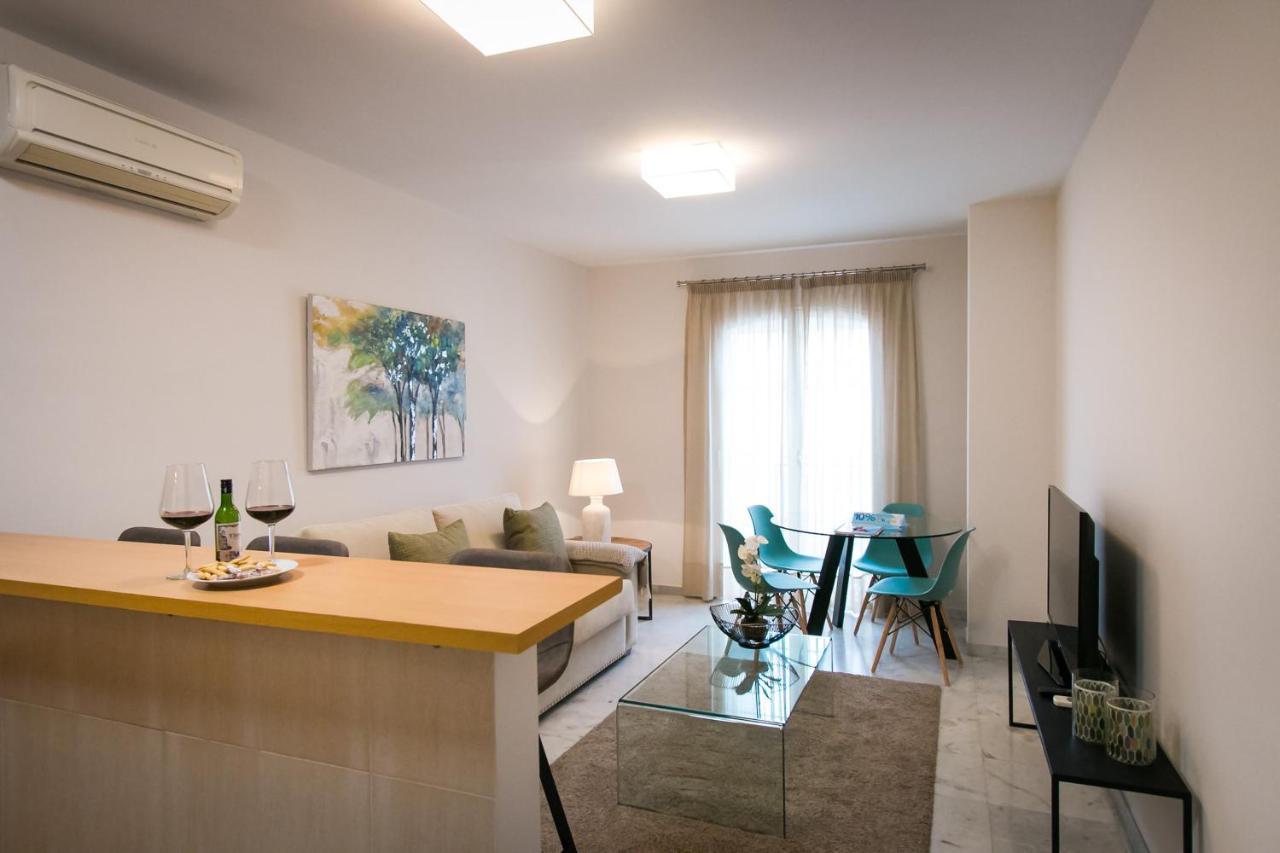 Holidays2Malaga Pena Parking & French Balcony & Smart Tv Экстерьер фото